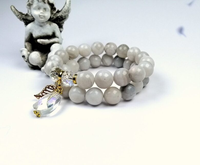 Baltā ahāta rokassprādze mīlestībai, mieram un pārliecībai