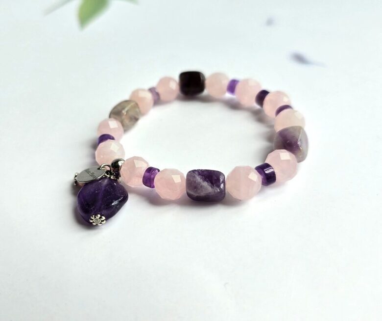 Rokassprādze harmonijai un mīlestībai