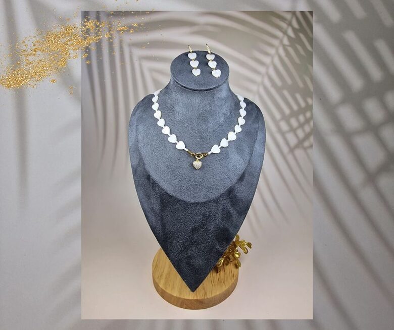 Perlamutra sirsniņas