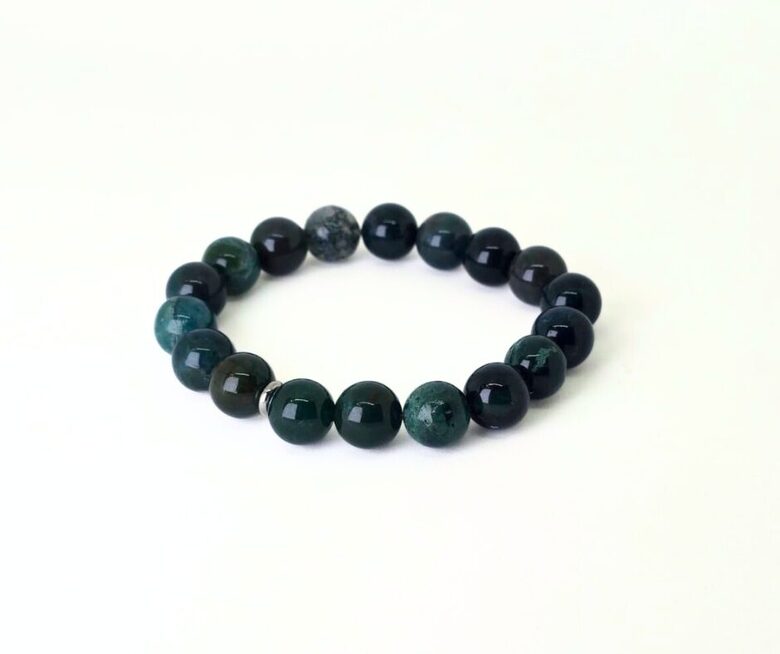 Sūnu ahāta rokassprādze - spēkam un labklājībai