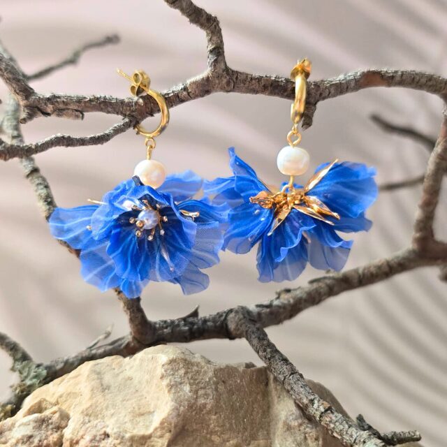 Zili ziedu auskari - magone