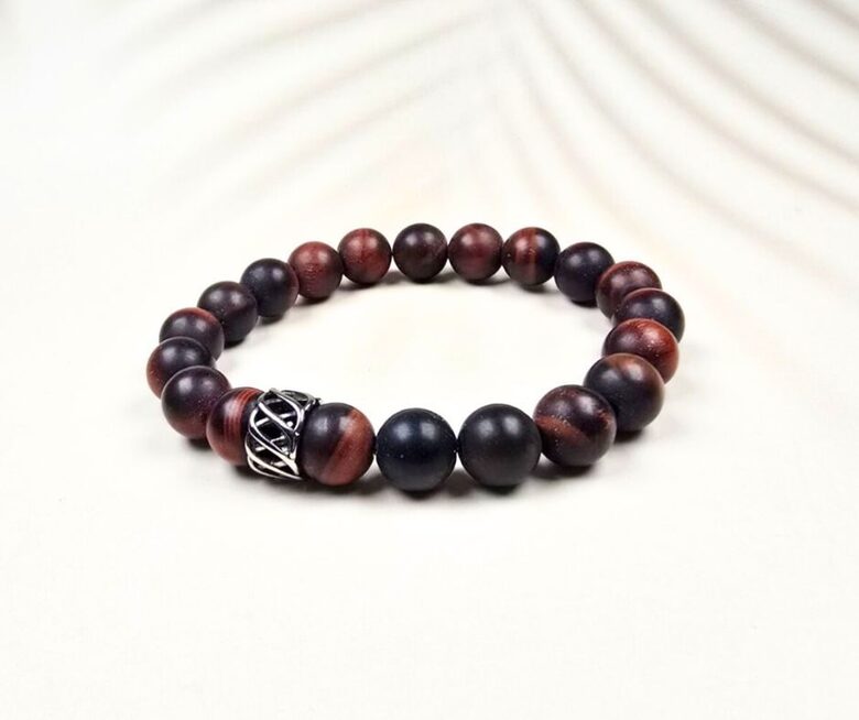 Sarkanās tīģeracs matēta rokassprādze - uzvaras un pārliecības spēks