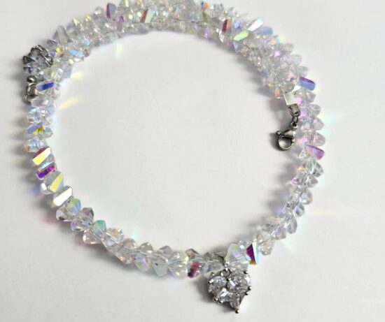 Ledus mirdzums-kaklarota