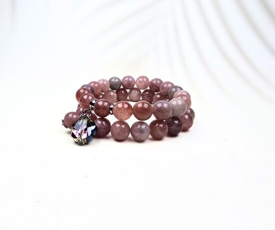 Rozā opāla rokassprādze - Maiguma un gaismas pieskāriens