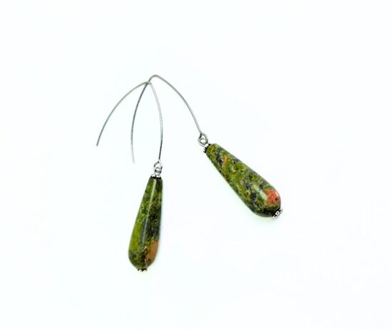 Unakīta lāses auskari