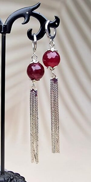 Halcedonija auskari ar ķēdīti