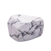 Hovlīts - balts, marmora faktūras nomierinošs akmens