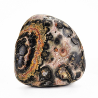 Leopardādas jašma - maigi brūns, plankumains dabīgais akmens, kas simbolizē aizsardzību, spēku un iekšējo līdzsvaru